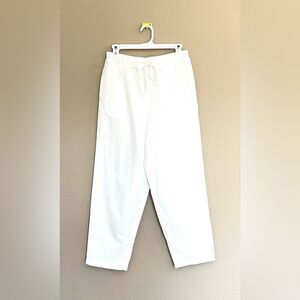 L’Academie Cropped White 100% Linen Pants